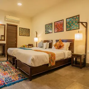 Hotel Tripli Shambhu, Udaipur
